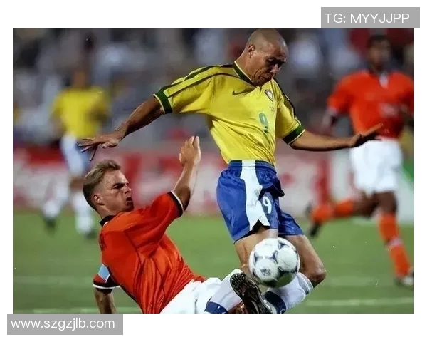 2014年世界杯经典对决回顾荷兰与巴西的激烈较量视频重温