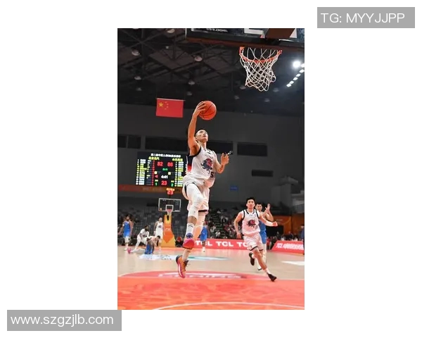 CBA精彩回放北京对阵上海全场比赛精彩瞬间重温