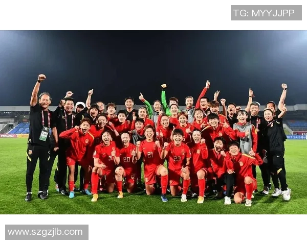 中国女足迎战伊兰力争胜利展现团队精神与拼搏意志