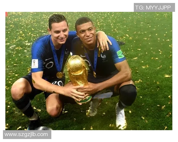 姆巴佩领衔法国队冲击世界杯冠军新征程展现足球天赋与团队精神