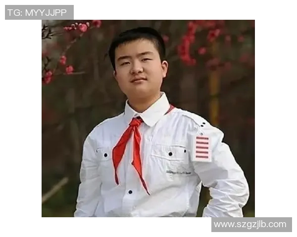 韩硕的成长之路：从平凡少年到篮球场上的璀璨明星